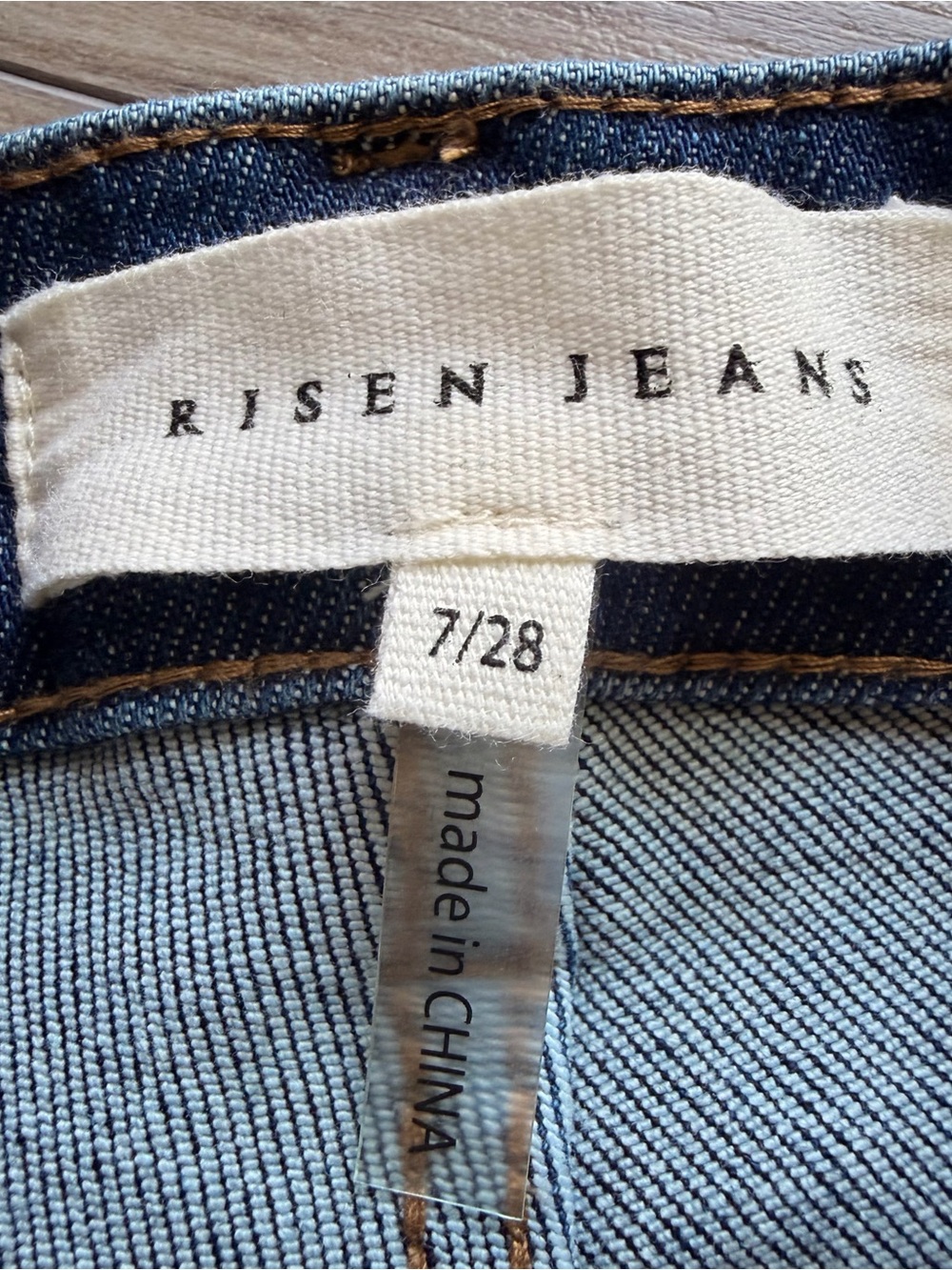 Risen Dark Wash Bootcut Stretch Jeans Size 7/28 - Picture 2 of 5